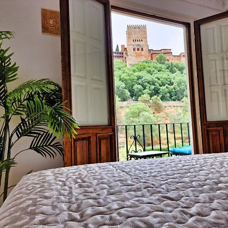 The Nasrid Palace From Your Bed ! กรานาดา ภายนอก รูปภาพ