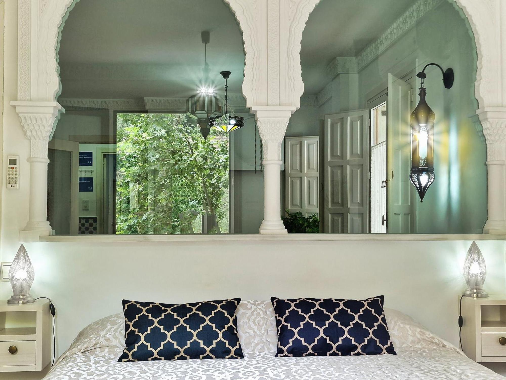 The Nasrid Palace From Your Bed ! กรานาดา ภายนอก รูปภาพ